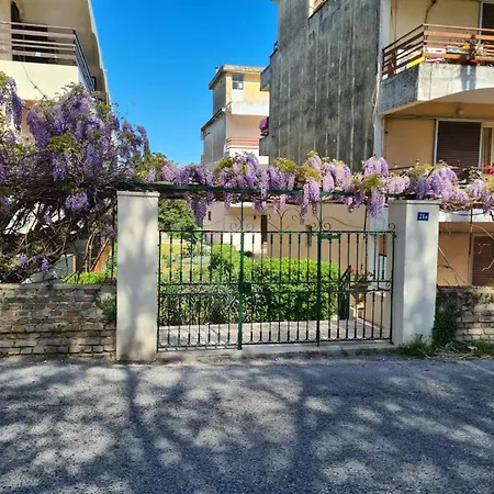 Mon Repo Palace * Corfu (city)